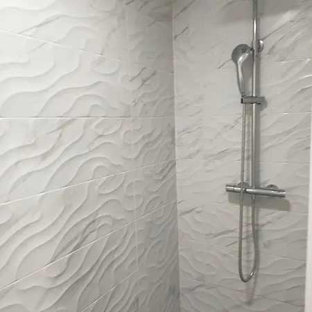 Maya Apartment *